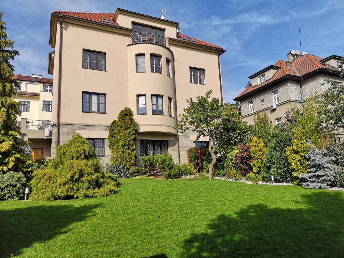 Hanspaulka Garden Apartment Prag